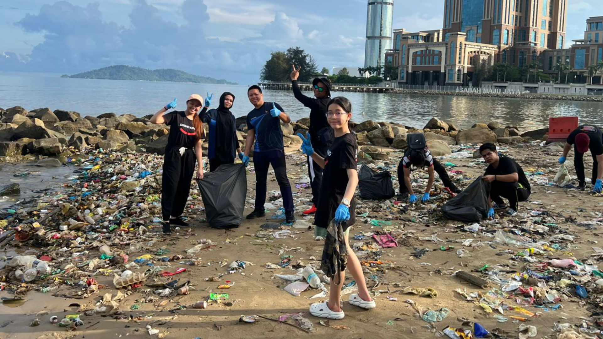 Beach Clean-Up at Tanjung Lipat Beach